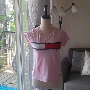 Tommy Hilfiger kid light pink shirt size 12/14